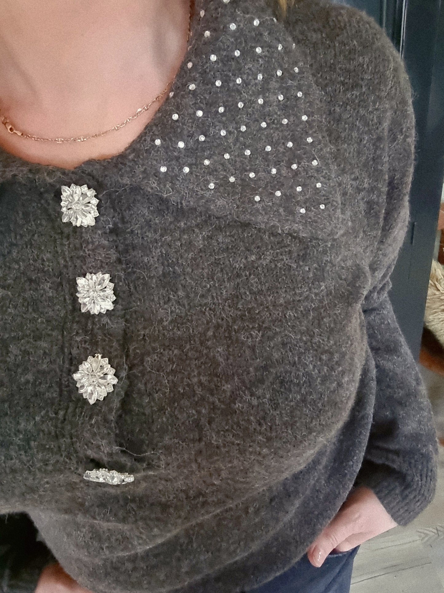 Trui met strassteentjes